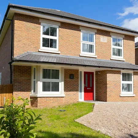Field View- Amazing 5 Bed, Great For Contractors And Families Villa Burton-upon-Trent Exterior photo